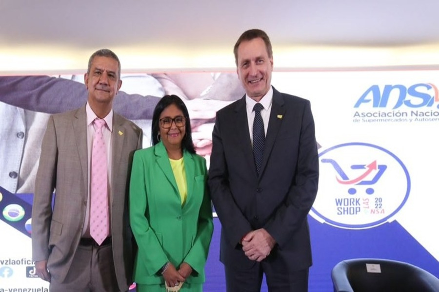 Vicepresidenta Ejecutiva participó en reunión con empresarios de supermercados venezolanos y latinoamericanos