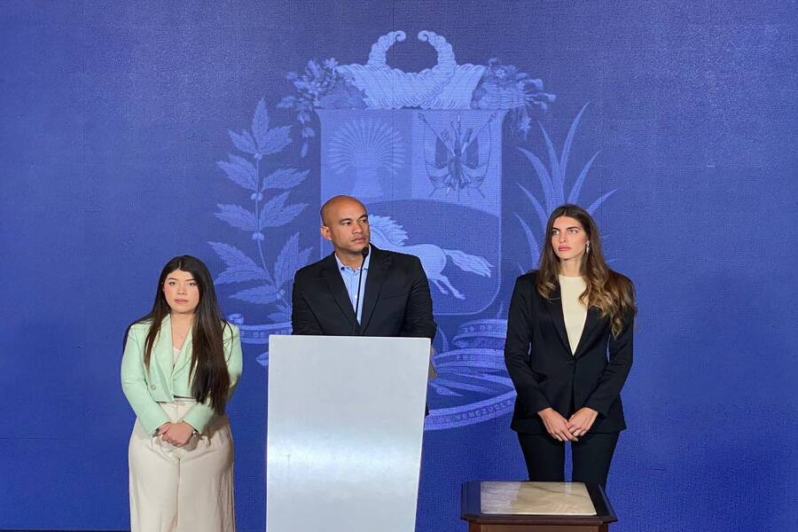 Venezuela mantiene los brazos abiertos al diálogo de paz