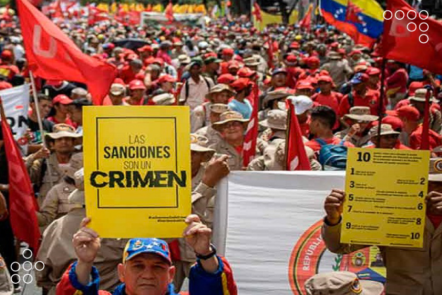 En artículo de Forbes analistas y políticos advierten perjuicios de reimponer sanciones a Venezuela