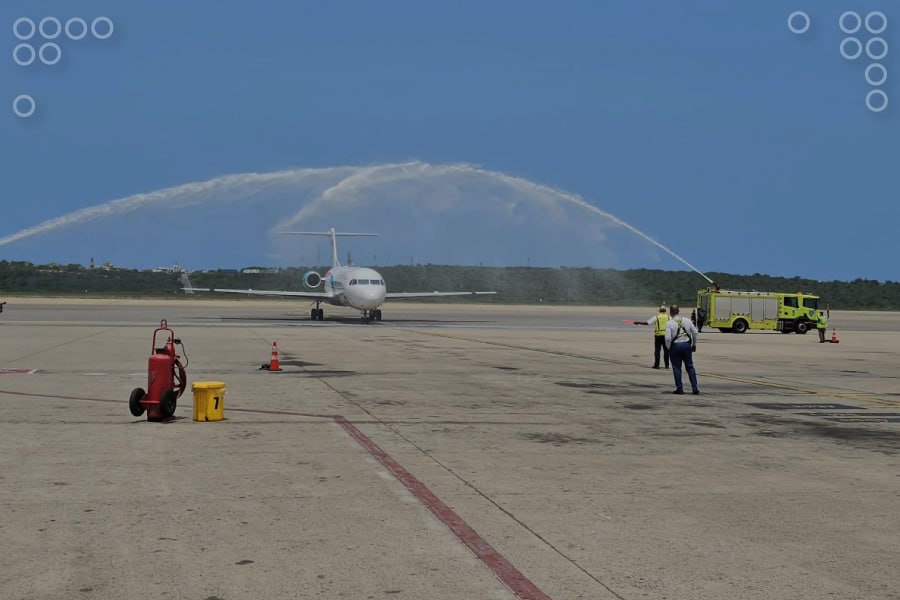 <strong>Venezuela y Surinam inauguran conexión aérea para profundizar el intercambio </strong>