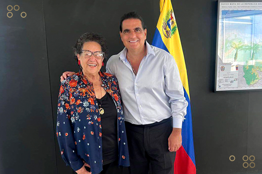 Presidente del CIIP se reúne con la Diputada María León luchadora de la Revolución