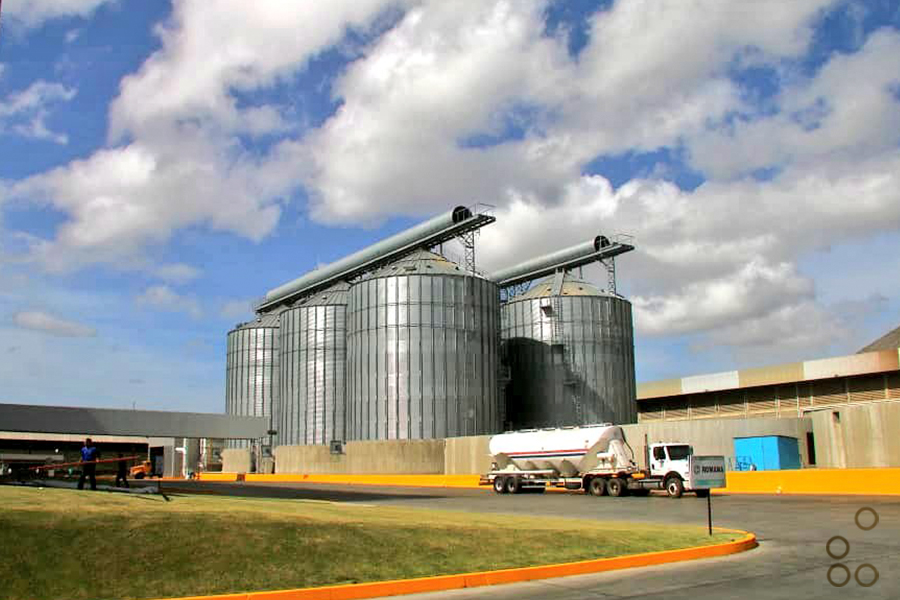 <strong>Empresa larense abastece al país con miles de toneladas de alimentos</strong>