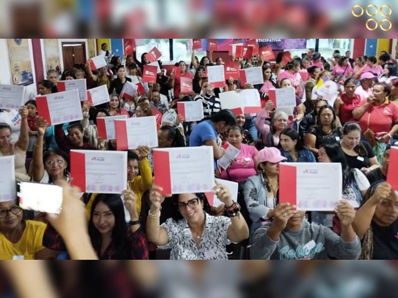 Gobierno nacional entrega más de 285 mil financiamientos a mujeres emprendedoras