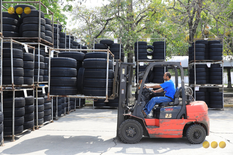 Ministerio de Industrias, CIIP y Ministerio de Trabajo anuncian inversión internacional por más de 30 millones de dólares para reactivar la planta nacional de cauchos