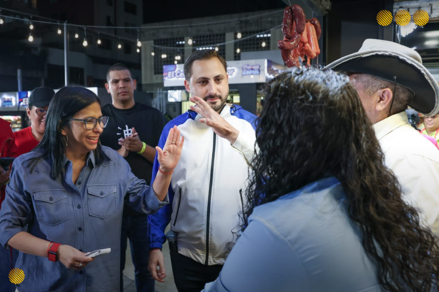 ¡Impulsando el Motor Emprendedor! | Vicepresidenta Rodríguez inspecciona la Ruta Emprendedora en pleno corazón de Caracas